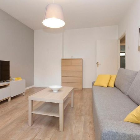 Rr Apartment Pula Luaran gambar